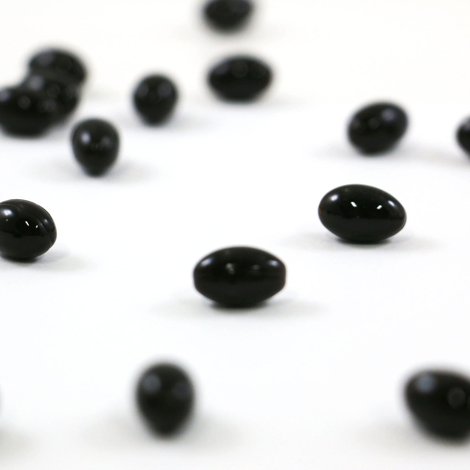 黒胡麻・卵黄油の入った琉球もろみ黒にんにく 徳用 | 健康食品のことなら井藤漢方製薬